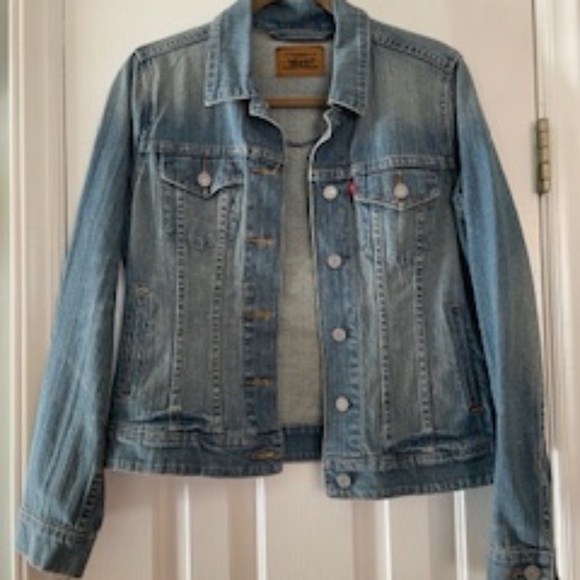 Levi's  Denim Jacket - Picture 1 of 4
